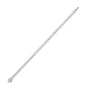 Oval Shaped Lab Grown Diamond (F/VS) Classic Line Bracelet in 14K Gold