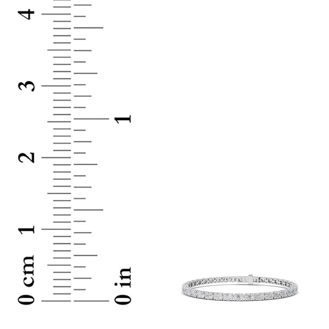 Oval Shaped Lab Grown Diamond (F/VS) Classic Line Bracelet in 14K Gold