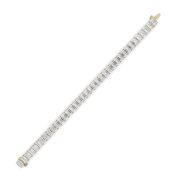 Emerald Shaped Lab Grown Diamond (F/VS) East West Line Bracelet in 14K Gold