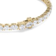 Oval Shaped Lab Grown Diamond (F/VS) Bracelet in 14K Gold
