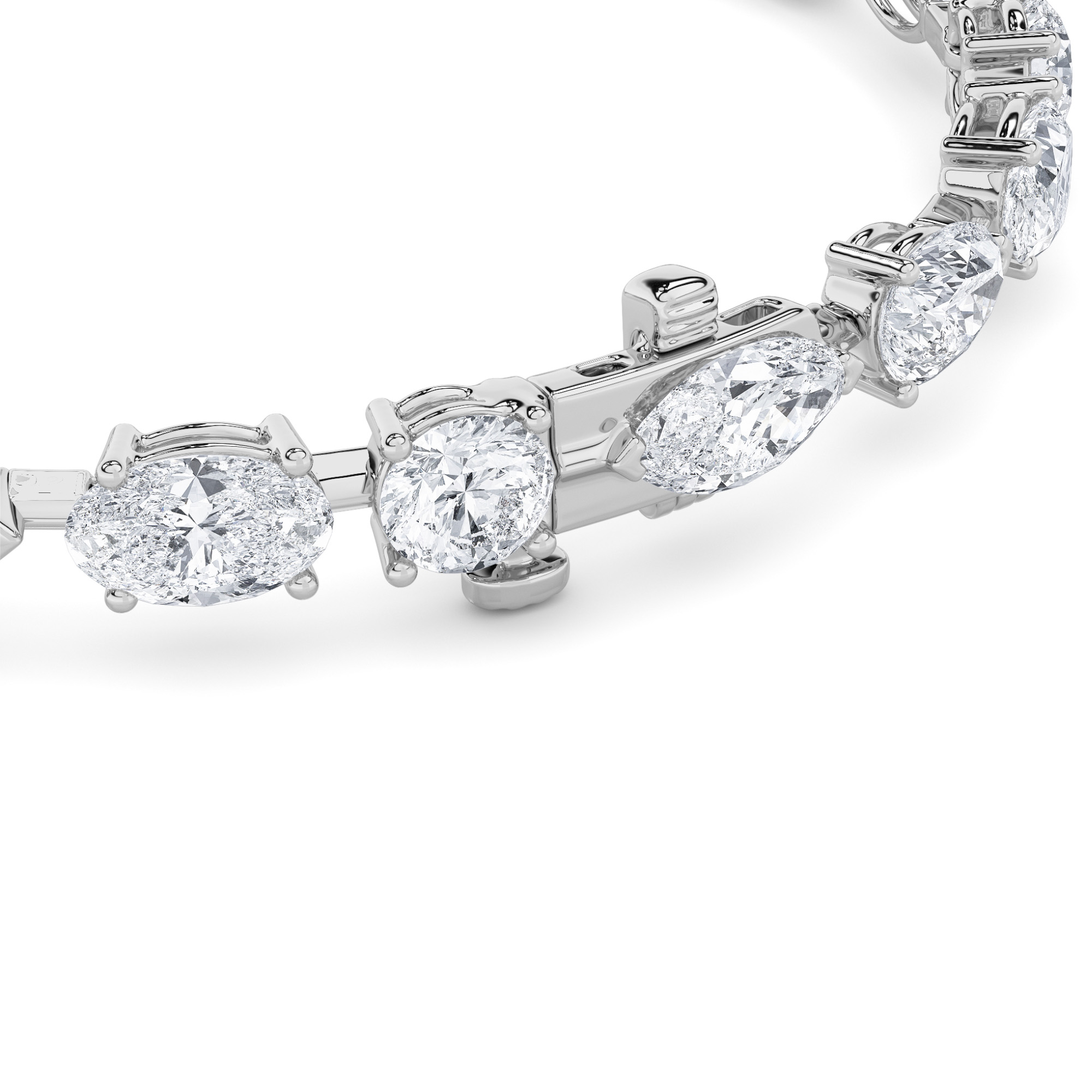 Mix Shaped Lab Grown Diamond (F/VS) Bracelet in 14K Gold